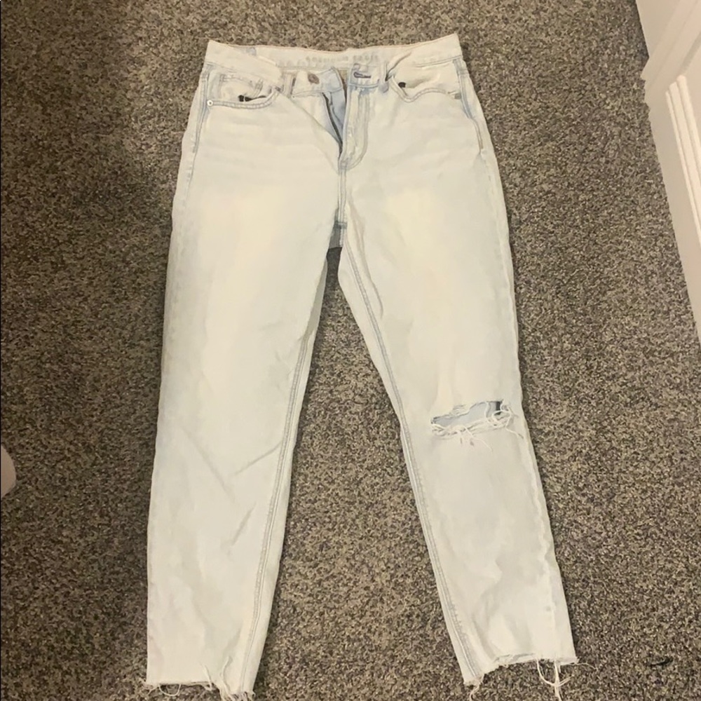 American Eagle Mom Jean